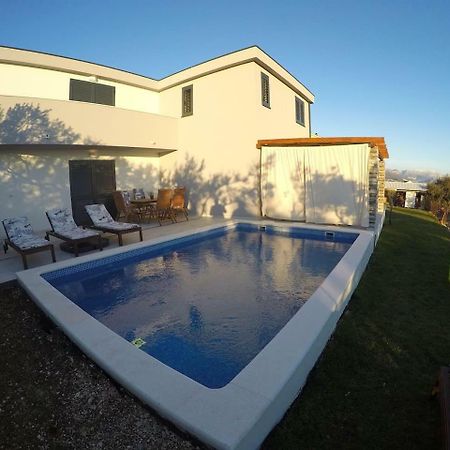 The Globetrotter'S Residence Kaštel Novi 外观 照片